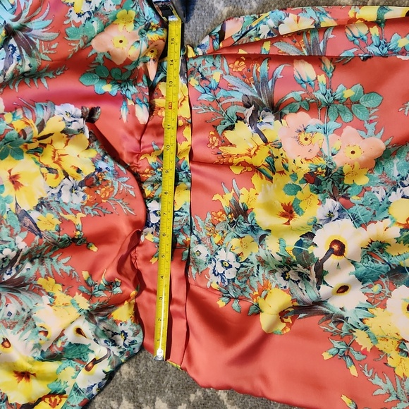 *NWOT Bisou Bisou Cold Shoulder Sheath Dress - Picture 9 of 9